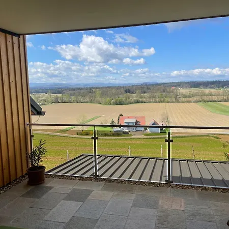 Gaestezimmer Weinhof Tropper