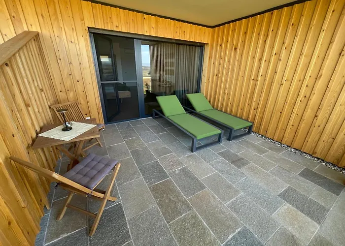 Gaestezimmer Weinhof Tropper Bed and Breakfast